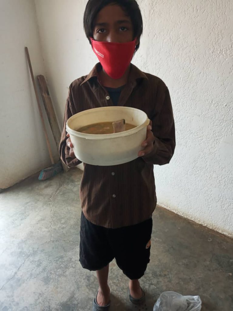 Photograph 4 from the One Smile Sunday Soups mission archive