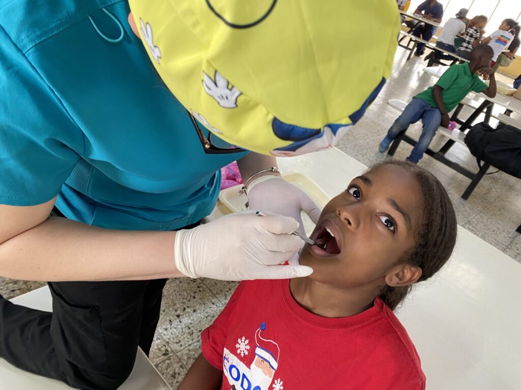One Smile outreach in Villa Carmen